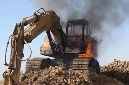 攻城兵工程機(jī)械租賃 挖機(jī)自燃事故頻發(fā),夏季如何避免挖掘機(jī)自燃